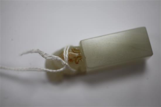 A Chinese small pale celadon jade seal, 19th century, 4.4cm